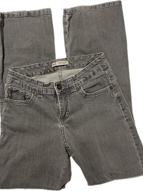 Lee Women's Gray mid rise Straight-Leg Jeans size 4